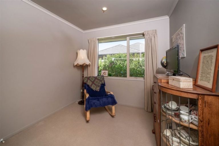 Photo of property in 35 Rolleston Drive, Rolleston, 7614