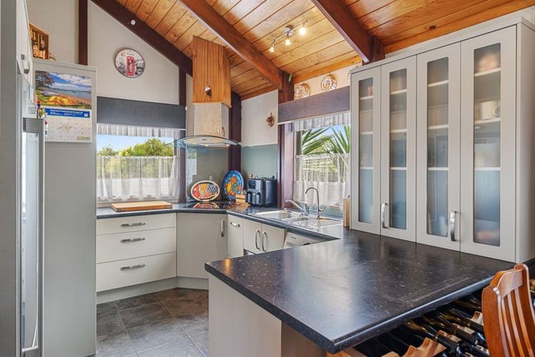 Photo of property in 65 Gibson Road, Dinsdale, Hamilton, 3204