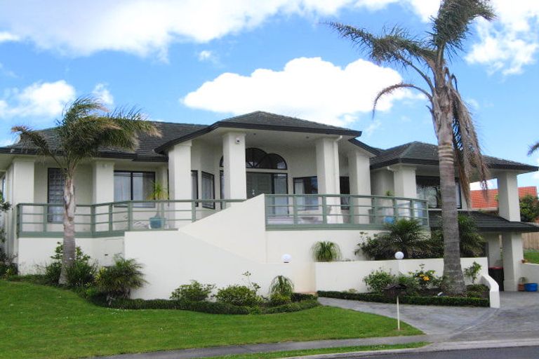 Photo of property in 17 Belle-mer Place, Gulf Harbour, Whangaparaoa, 0930