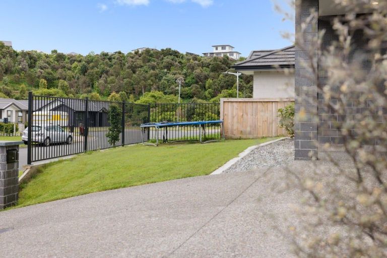 Photo of property in 81 Pakanga Grove, Pyes Pa, Tauranga, 3112