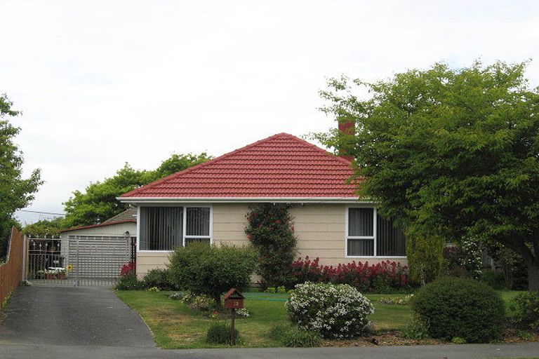 Photo of property in 12 Heath Street, Burnside, Christchurch, 8053