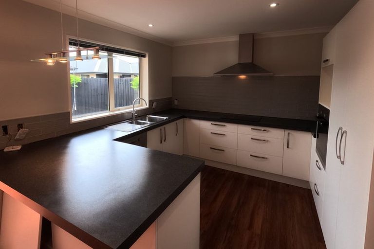 Photo of property in 4a Somerville Crescent, Aidanfield, Christchurch, 8025