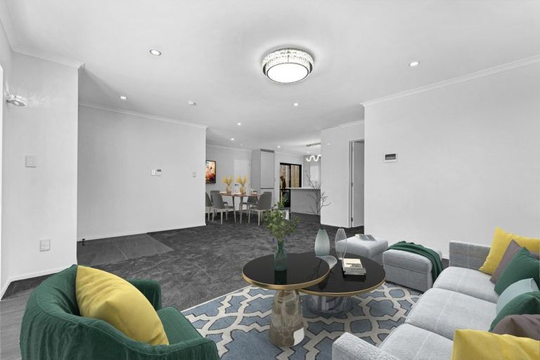 Photo of property in 12 Mcleod Road, Weymouth, Auckland, 2103