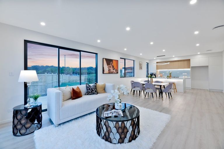 Photo of property in 7 Kiokio Place, Swanson, Auckland, 0614