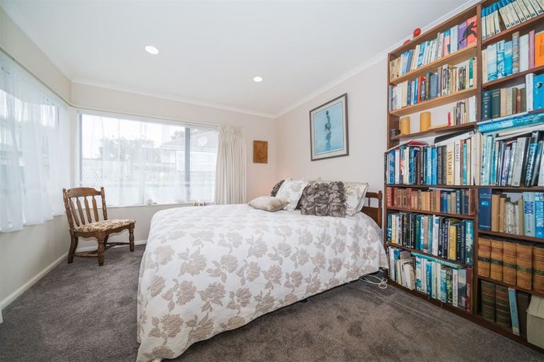 Photo of property in 6a Franklin Avenue, Hokowhitu, Palmerston North, 4410