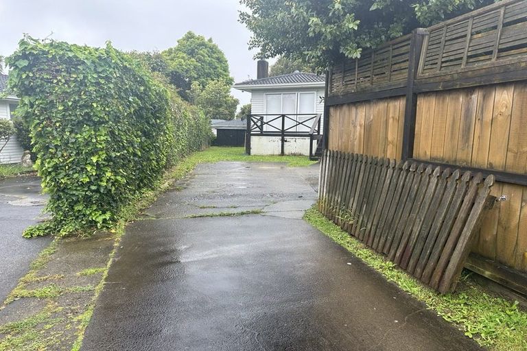 Photo of property in 24 Malvina Place, Bucklands Beach, Auckland, 2014