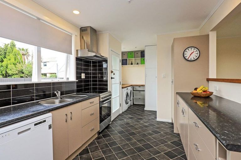 Photo of property in 21a Elliott Crescent, Havelock North, 4130