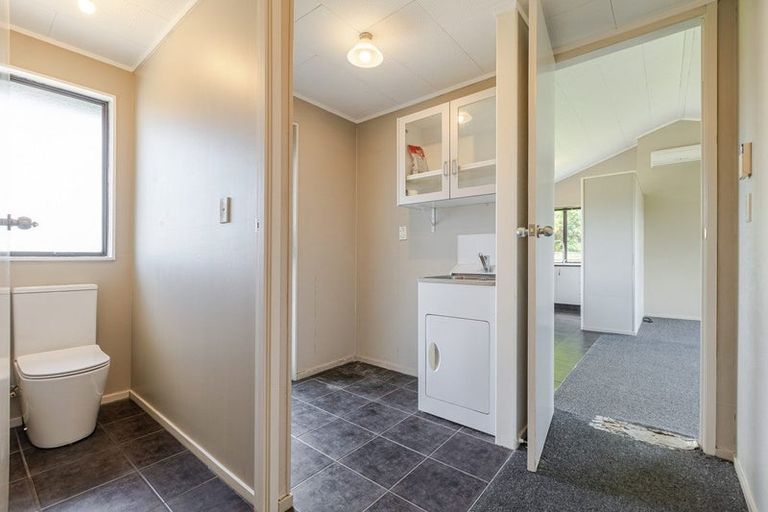 Photo of property in 30 Peppertree Glade, Kelvin Grove, Palmerston North, 4414