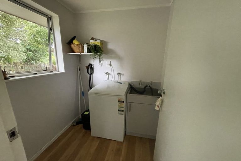 Photo of property in 1 Grant Place, Awapuni, Palmerston North, 4412