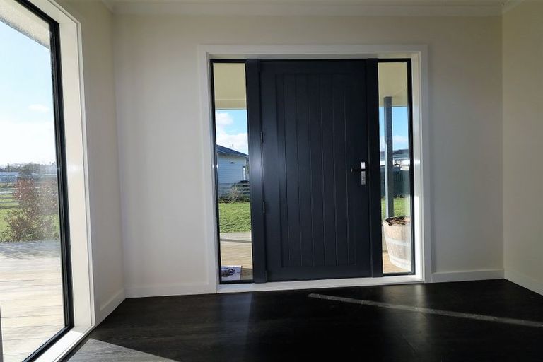 Photo of property in 5 Hartley Avenue, Carterton, 5713