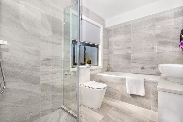 Photo of property in 158b Flat Bush School Road, Flat Bush, Auckland, 2019