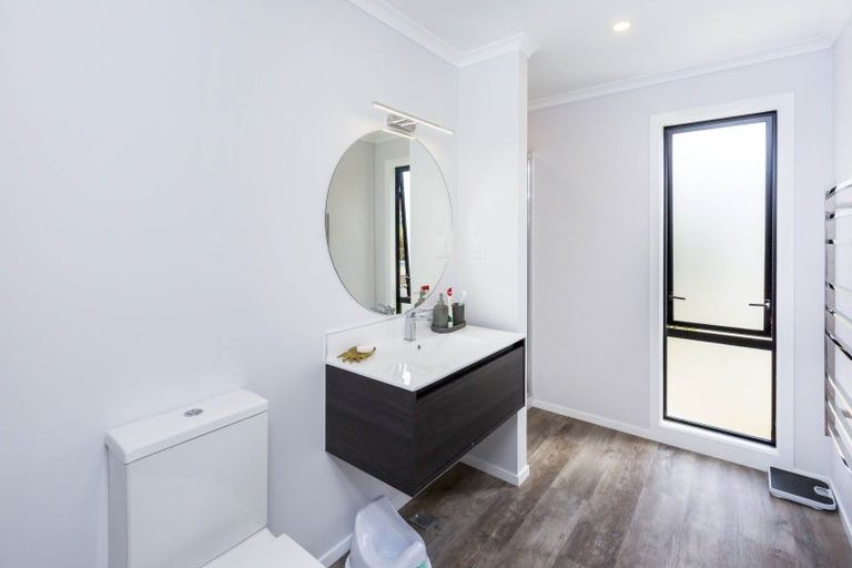 Photo of property in 27 Reakes Crescent, Wallaceville, Upper Hutt, 5018