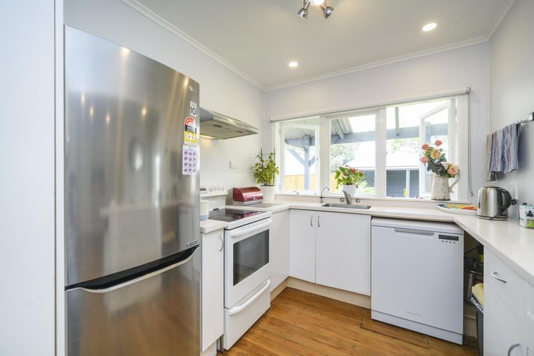 Photo of property in 406 Ruahine Street, Terrace End, Palmerston North, 4410