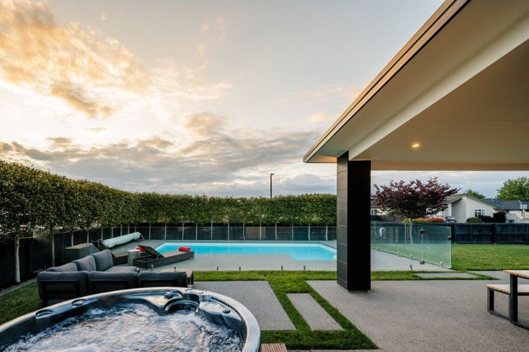 Photo of property in 13 Glaisdale Crescent, Flagstaff, Hamilton, 3210