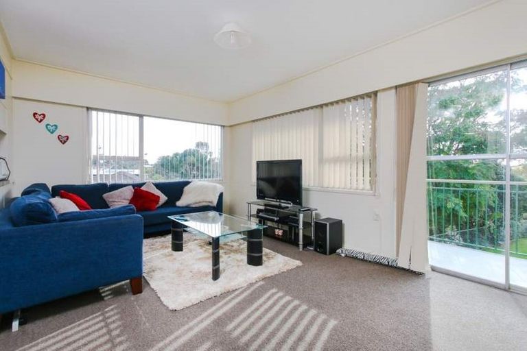 Photo of property in 2/30 Harwood Road, Mount Wellington, Auckland, 1060