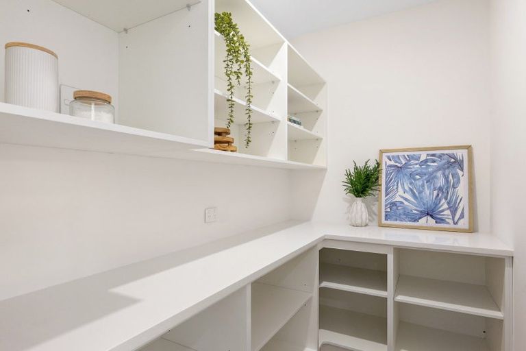 Photo of property in 12 Coach Way, Rolleston, 7614