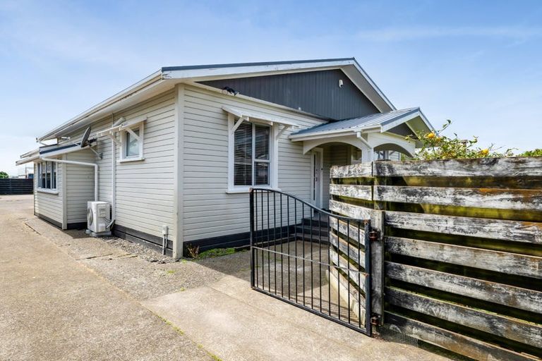 Photo of property in 54a Egmont Street, Hawera, 4610
