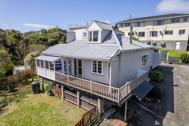 Photo of property in 9 Arawhata Street, Ranui, Porirua, 5024