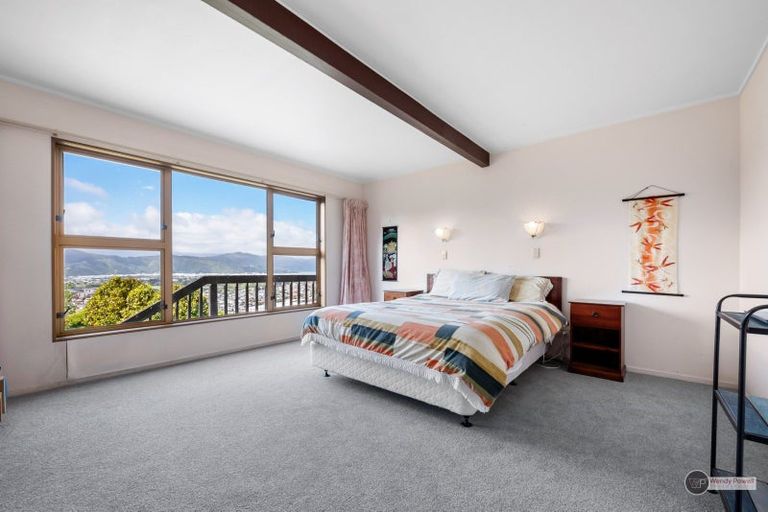 Photo of property in 11 Chestnut Grove, Maungaraki, Lower Hutt, 5010