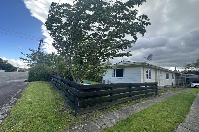 Photo of property in 21a Wallace Street, Featherston, 5710