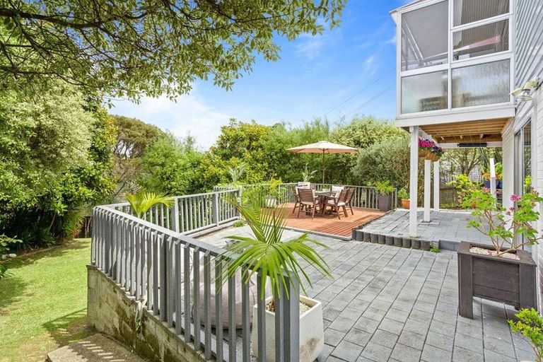 Photo of property in 72 Verbena Road, Birkdale, Auckland, 0626