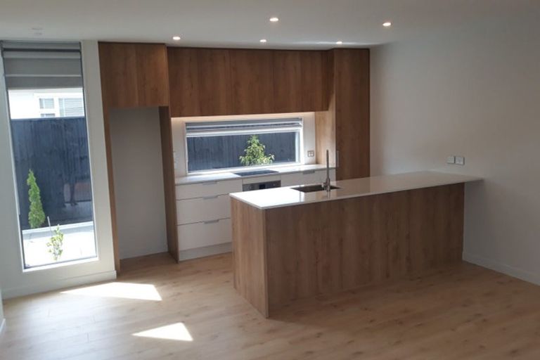 Photo of property in 2/43 Maxwell Street, Riccarton, Christchurch, 8041