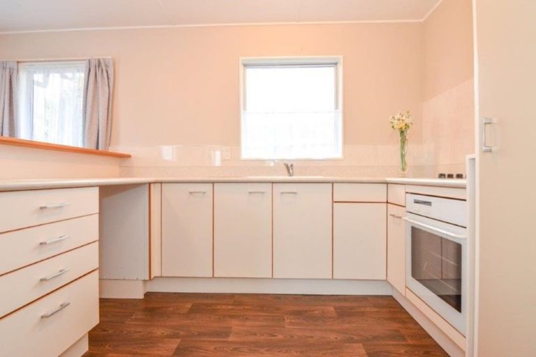 Photo of property in 3a Colonial Place, Kelvin Grove, Palmerston North, 4414