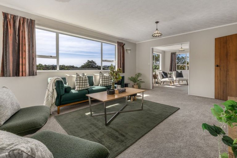 Photo of property in 10 Bosun Terrace, Whitby, Porirua, 5024
