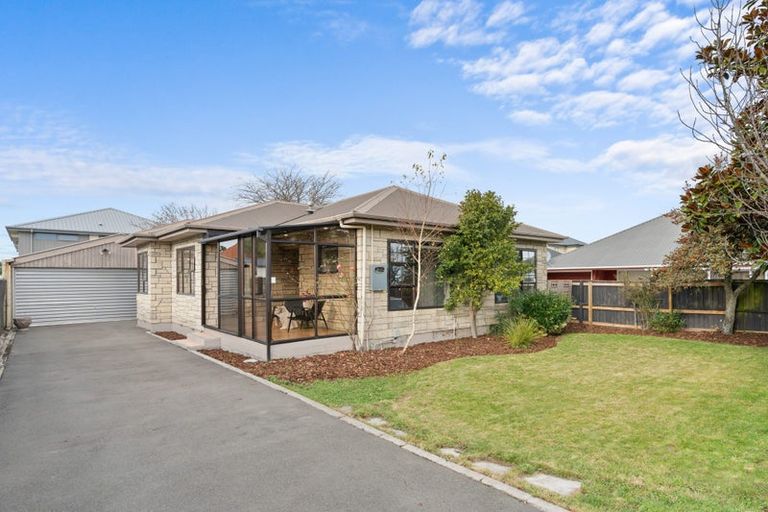 Photo of property in 19 Wharenui Road, Upper Riccarton, Christchurch, 8041