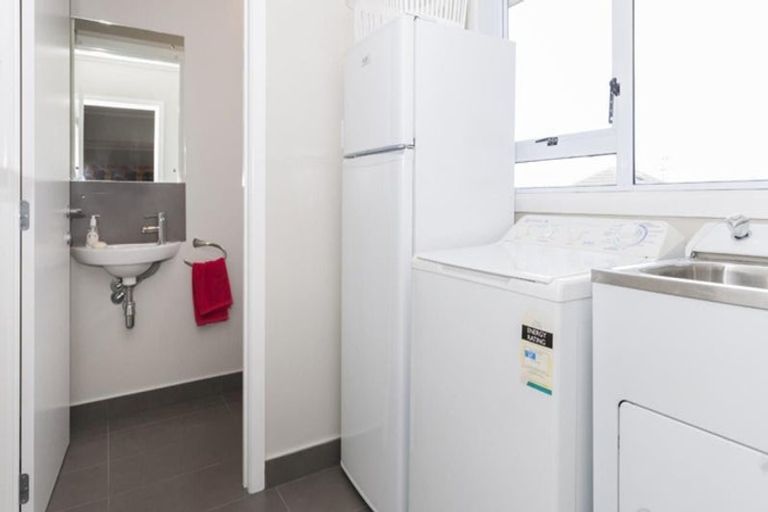 Photo of property in 1/28 Bleakhouse Road, Howick, Auckland, 2014