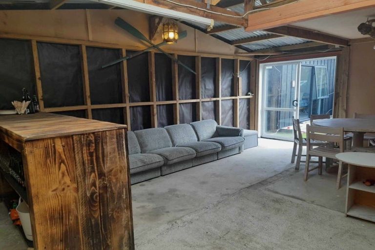 Photo of property in 17 Kiwi Avenue, Waikuku Beach, 7473