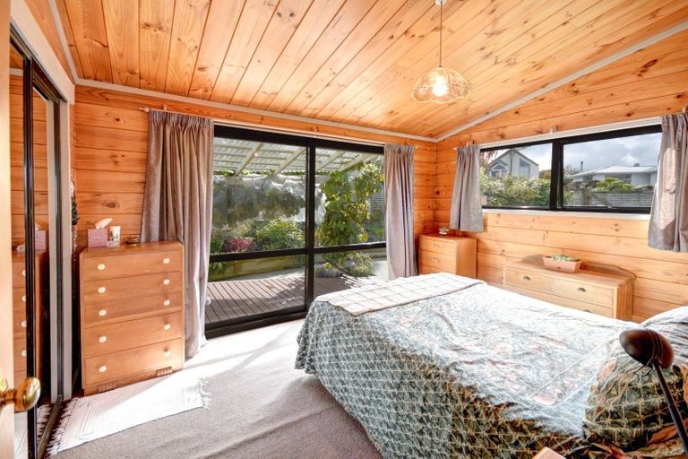 Photo of property in 20 Estuary Crescent, Fairfield, Dunedin, 9018