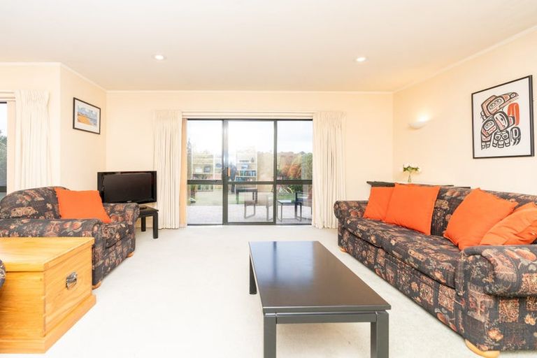 Photo of property in 61 Grosvenor Gardens, Flagstaff, Hamilton, 3210