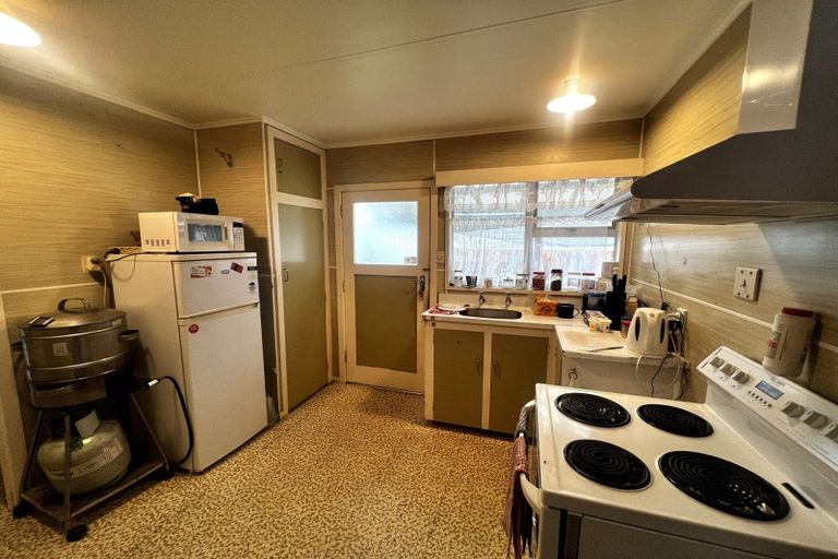 Photo of property in 2/222 High Street, Dannevirke, 4930