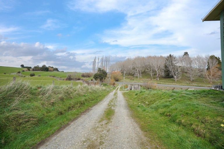 Photo of property in 2686 Ohai Clifden Highway, Orawia, Otautau, 9682