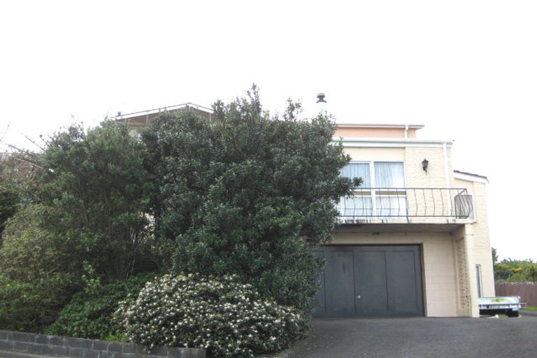 Photo of property in 4 Crownhill Street, Spotswood, New Plymouth, 4310