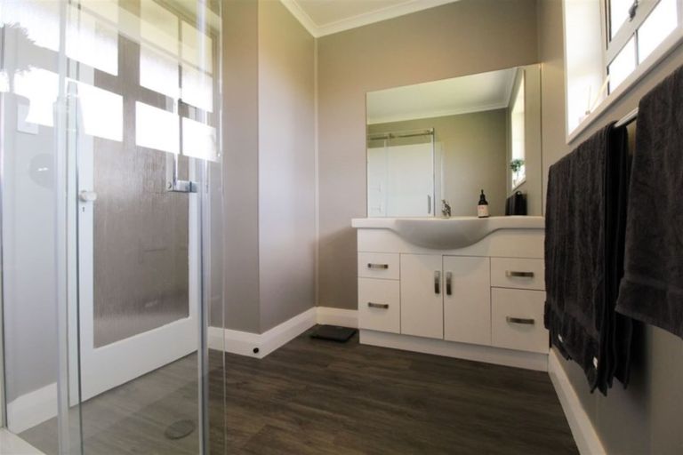 Photo of property in 15 Whitestone Crescent, Weston, Oamaru, 9401