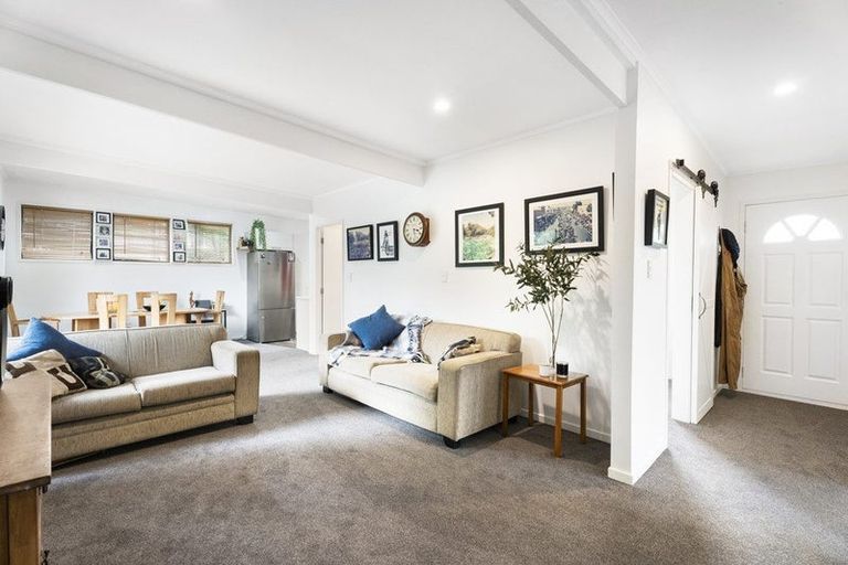 Photo of property in 46 Brian Crescent, Stanmore Bay, Whangaparaoa, 0932