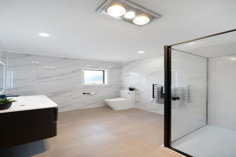 Photo of property in 1/27 Halsey Road, Manurewa, Auckland, 2102