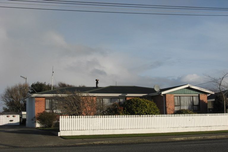 Photo of property in 13 West Plains Road, Waikiwi, Invercargill, 9810