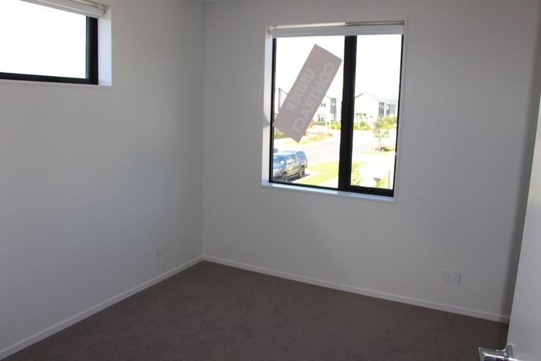Photo of property in 11 Ngakoro Road, Karaka, Papakura, 2113