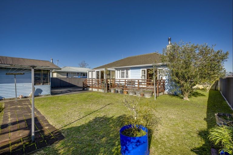 Photo of property in 18 Peterhead Avenue, Flaxmere, Hastings, 4120