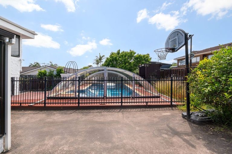 Photo of property in 140 Fisher Parade, Farm Cove, Auckland, 2012