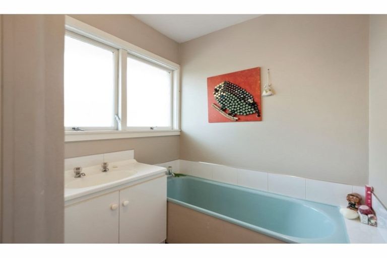 Photo of property in 44 Fern Drive, Halswell, Christchurch, 8025