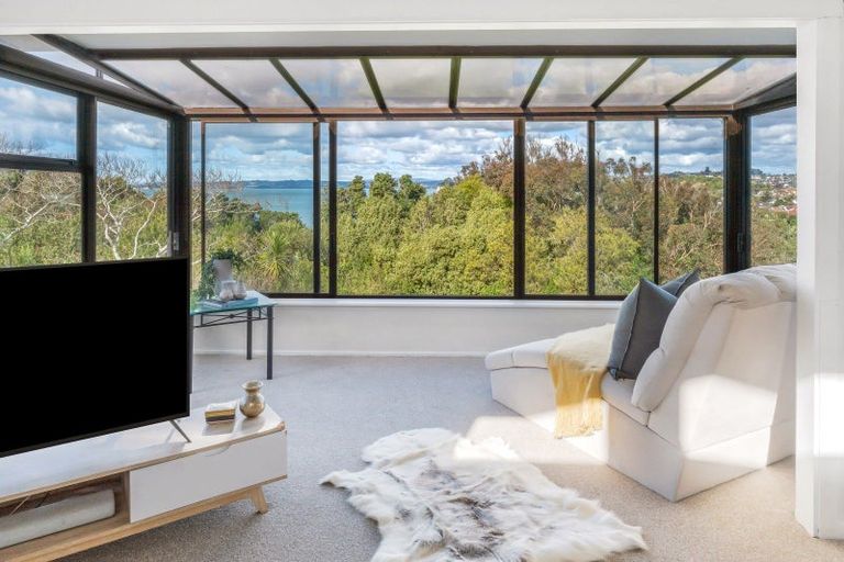 Photo of property in 2/172 Clovelly Road, Bucklands Beach, Auckland, 2012