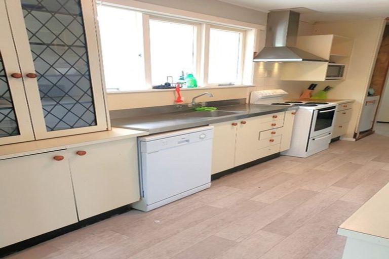 Photo of property in 21 Helena Road, Hillcrest, Hamilton, 3216