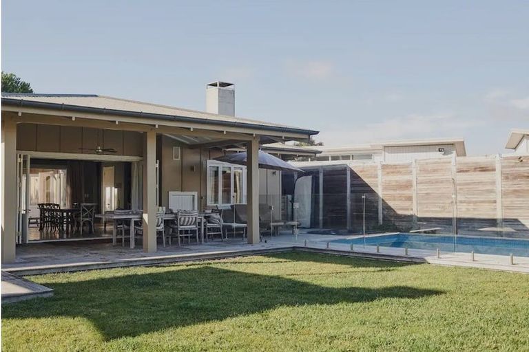 Photo of property in 47 Airini Road, Waimarama, 4294