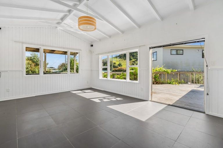 Photo of property in 54 Mahanga Road, Pataua South, Onerahi, 0192