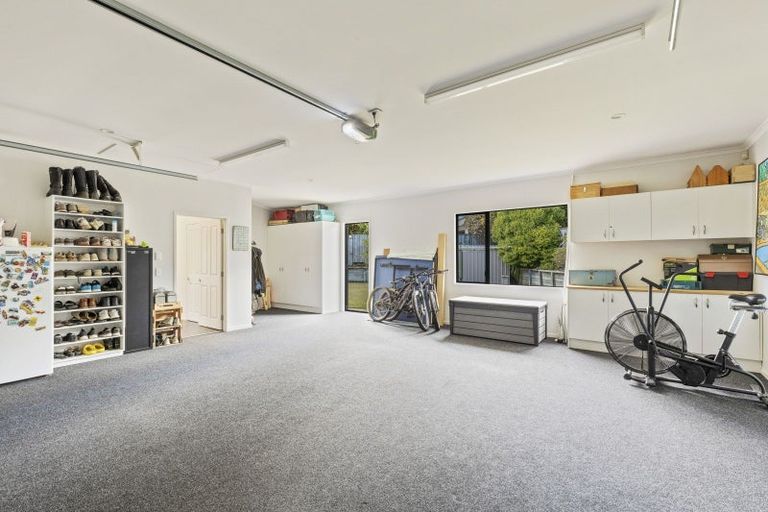 Photo of property in 49 Shelter Grove, Frankleigh Park, New Plymouth, 4310