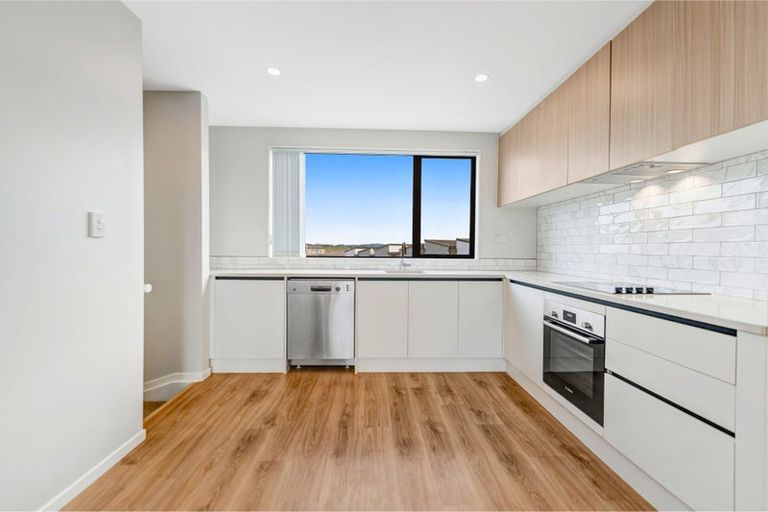 Photo of property in 173b Wainui Road, Silverdale, 0932